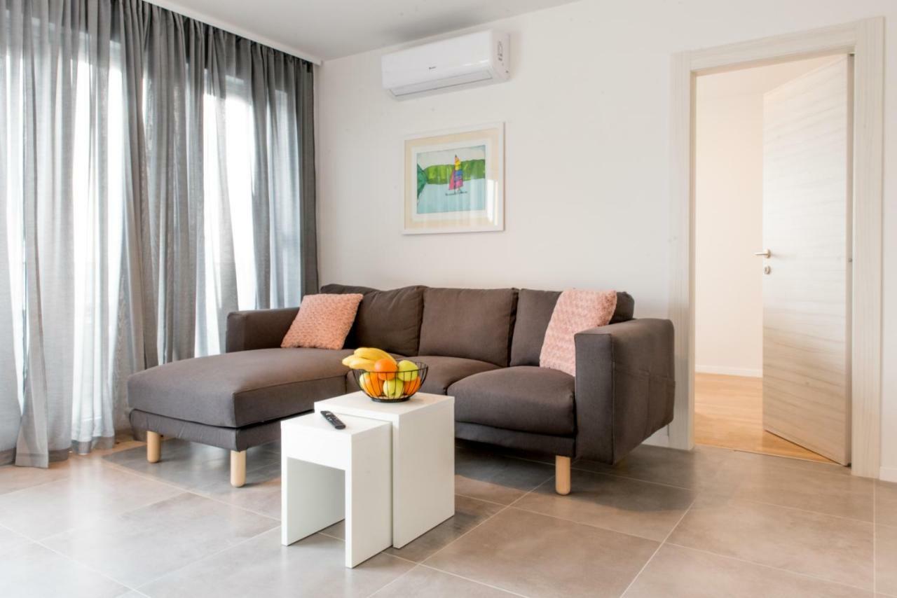 Lion'S Beach Apartment Podstrana Exterior foto
